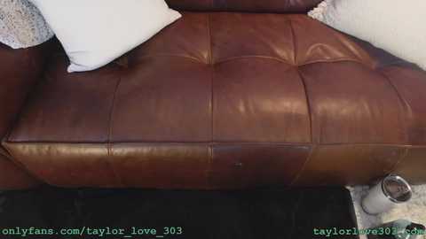 taylor_love_303 @ chaturbate on 20231218