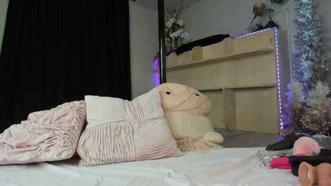 fit_american_girl @ chaturbate on 20231219