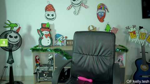 kellytesh @ chaturbate on 20231219