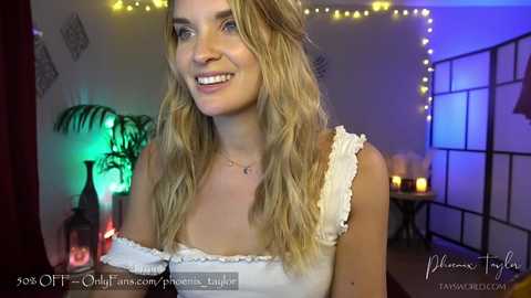 phoenix_taylor @ chaturbate on 20231219