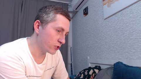 vorvik @ chaturbate on 20231219