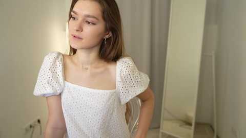 charming_luna