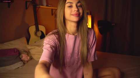 cuteelsa_ @ chaturbate on 20231220