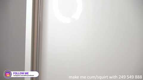 dovia @ chaturbate on 20231221