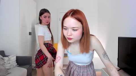 elannand @ chaturbate on 20231221