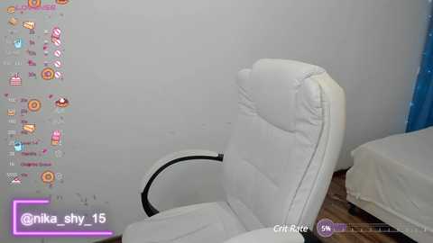 emmika_ @ chaturbate on 20231222