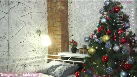 emiliacourtney @ chaturbate on 20231223