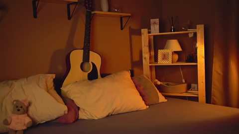 cuteelsa_ @ chaturbate on 20231224