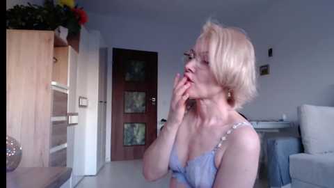 jasmin18v @ chaturbate on 20231227