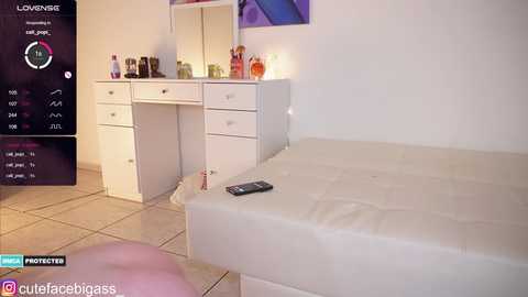 cutefacebigass @ chaturbate on 20231228