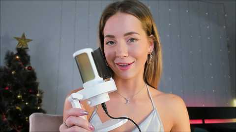 emmi_rosee @ chaturbate on 20231228