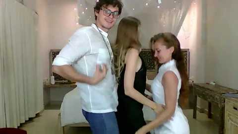 goddess_marylin @ chaturbate on 20231228