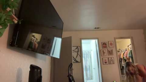 cxbraj @ chaturbate on 20240101