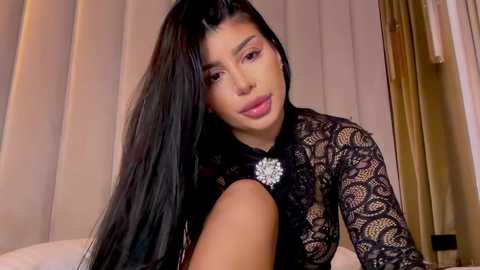 moniqueeass @ chaturbate on 20240101