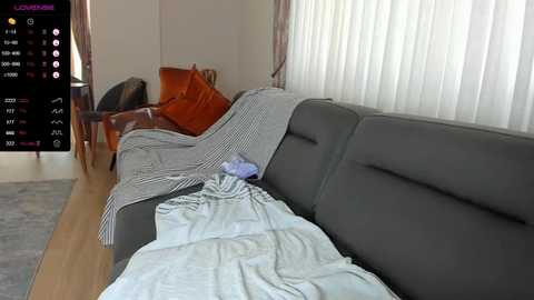 smurf19 @ chaturbate on 20240105