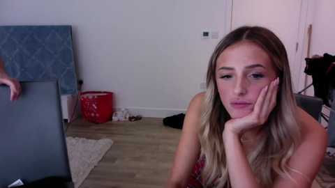 kaciandleon @ chaturbate on 20240107