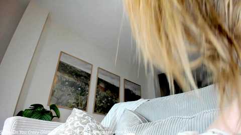x_lily_x @ chaturbate on 20240109
