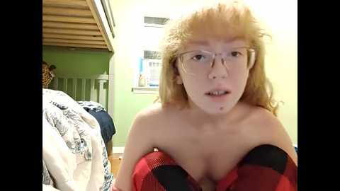 blonde_katie @ chaturbate on 20240110