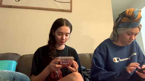 kylieexoxoxo2432 @ chaturbate on 20240110