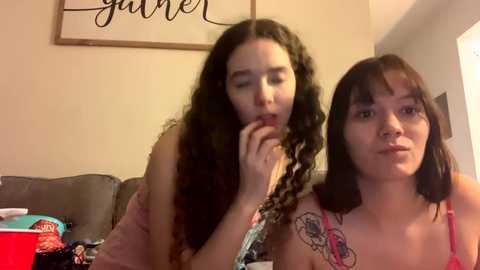 kylieexoxoxo2432 @ chaturbate on 20240111