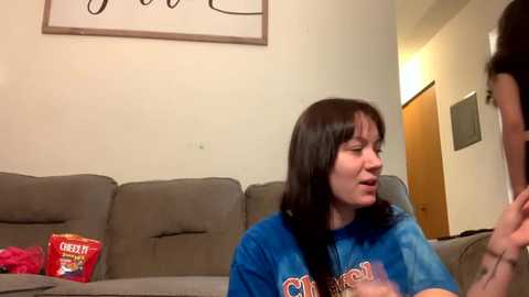 kylieexoxoxo2432 @ chaturbate on 20240112