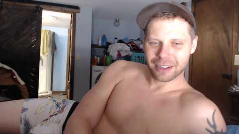 lancehardin @ chaturbate on 20240112