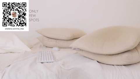 miiiawallace @ chaturbate on 20240112