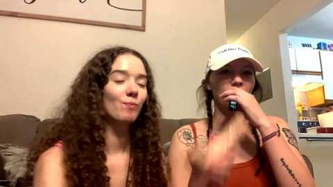 kylieexoxoxo2432 @ chaturbate on 20240113