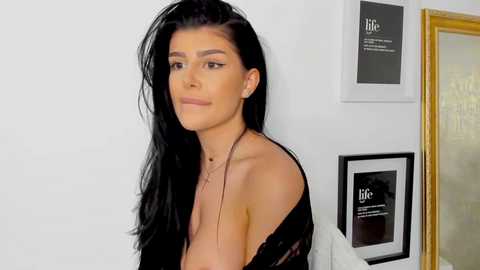 moniqueeass @ chaturbate on 20240117
