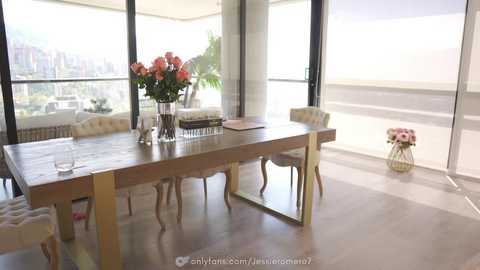 honeyco57 @ chaturbate on 20240118