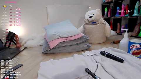 hayleex @ chaturbate on 20240120