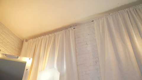 eva_fashionista @ chaturbate on 20240124