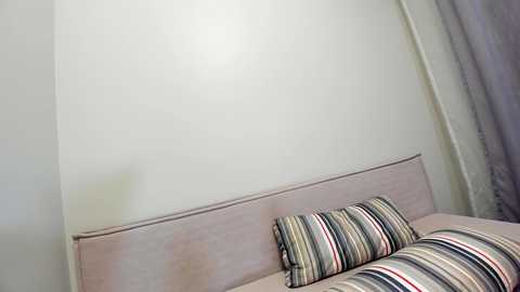 ehotlovea @ chaturbate on 20240125