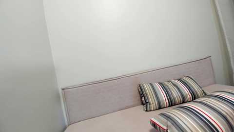 ehotlovea @ chaturbate on 20240125