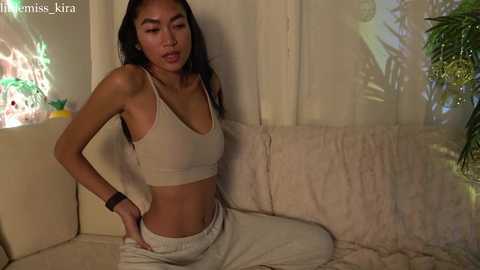 littlemiss_kira @ chaturbate on 20240125