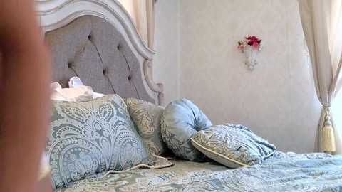 littlegreekflower @ chaturbate on 20240127