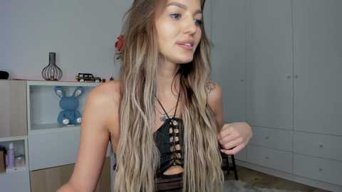 xxx_leila @ chaturbate on 20240128