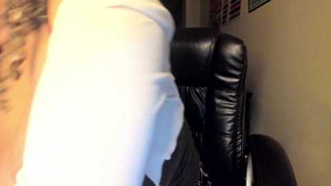 napudi1 @ chaturbate on 20240129