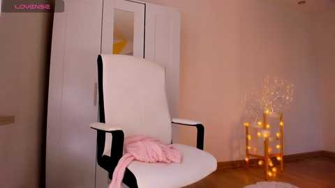 roxy_blue_eyed_ @ chaturbate on 20240130