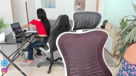 emillybrowm @ chaturbate on 20240131