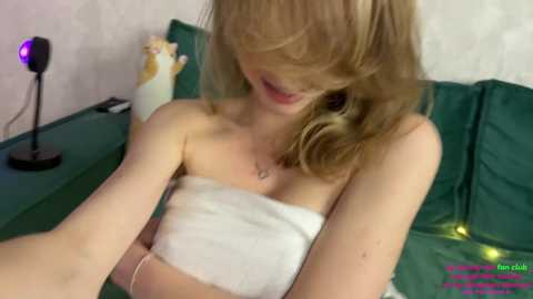 elli_harmon @ chaturbate on 20240201