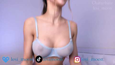 lesi_moon @ chaturbate on 20240202