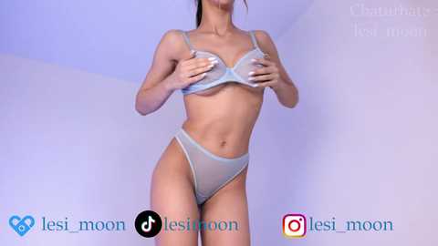 lesi_moon @ chaturbate on 20240202