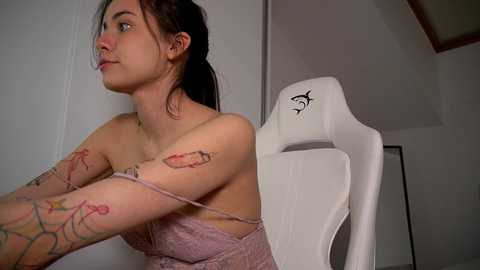 aria_diaz @ chaturbate on 20240203