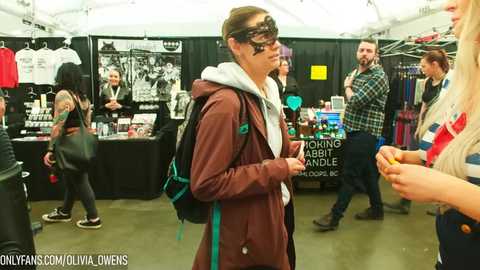 oliviaowens @ chaturbate on 20240203