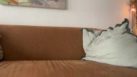 pretendlunch @ chaturbate on 20240203