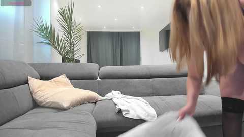 misspanthera @ chaturbate on 20240206