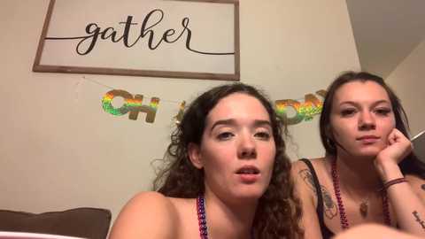 kylieexoxoxo2432 @ chaturbate on 20240208