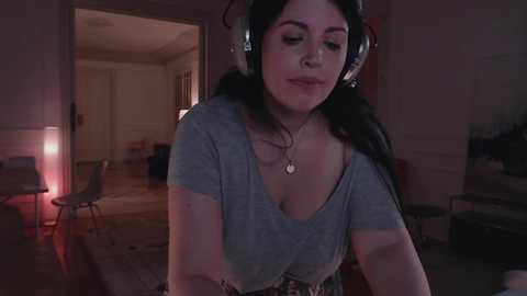 mila_ @ chaturbate on 20240208