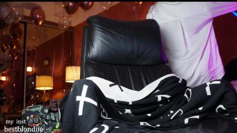 bestblondiiecb @ chaturbate on 20240210